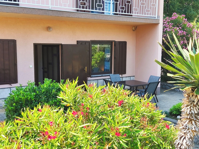 Exterior & Views 2, Apartments Adriana, Senj