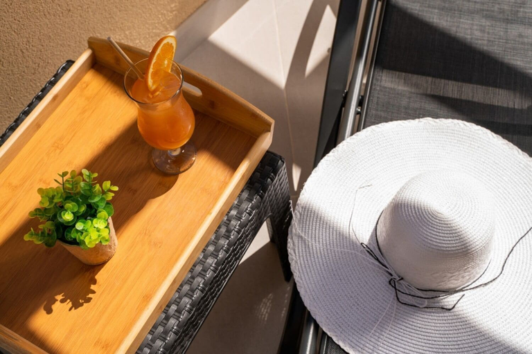 Food & Drinks 5, Apartments Lux 2, Marina