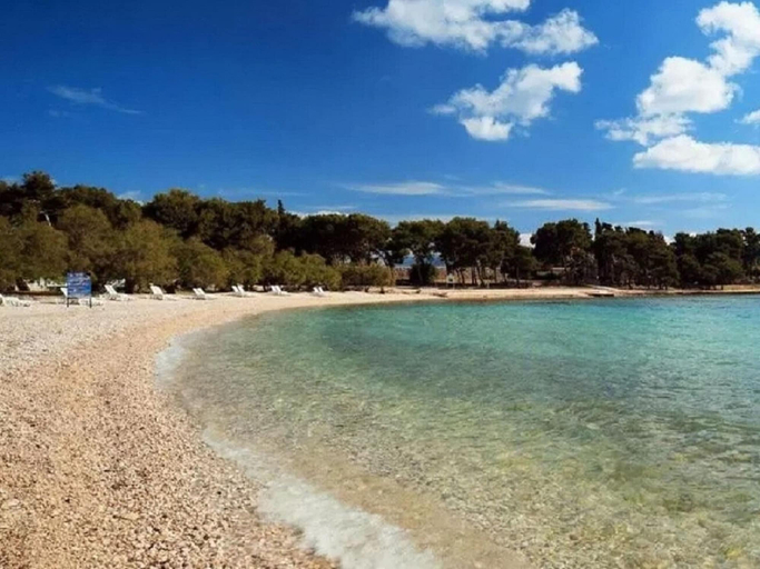 Beach 2, Apartments Brti, Supetar