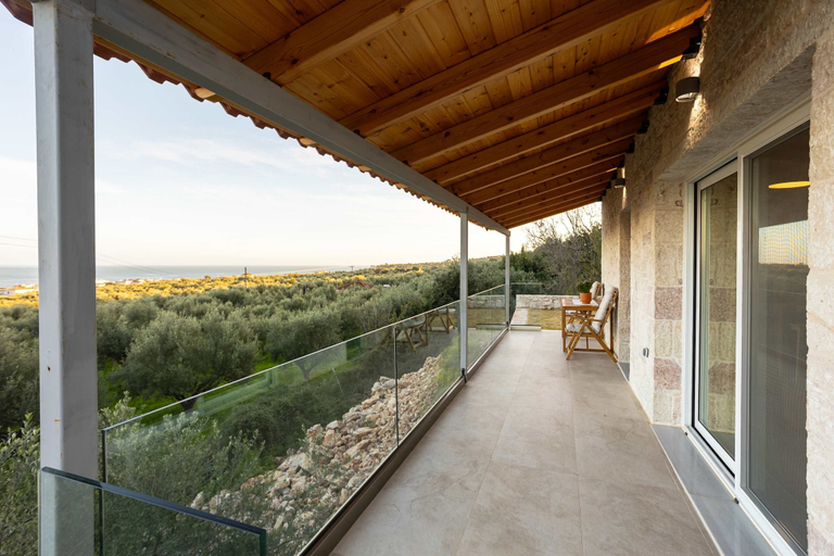 Room 5, Petra Thea Chrani - Seaview Ethereal Getaway, Peloponnese