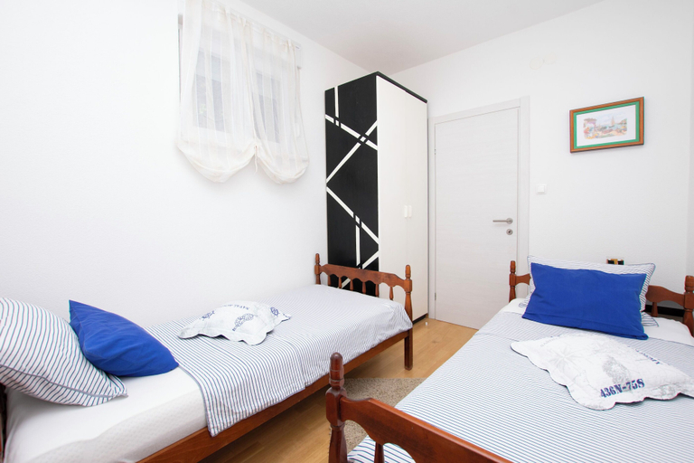 Bedroom 2, Apartments Ivante, Omiš