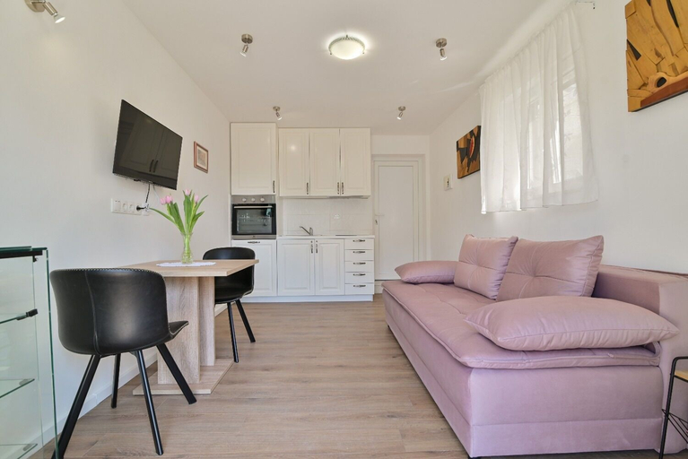 Others 5, Apartments Kati, Trogir