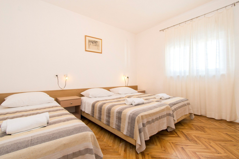 Bedroom 2, Apartment Ivo, Ražanac