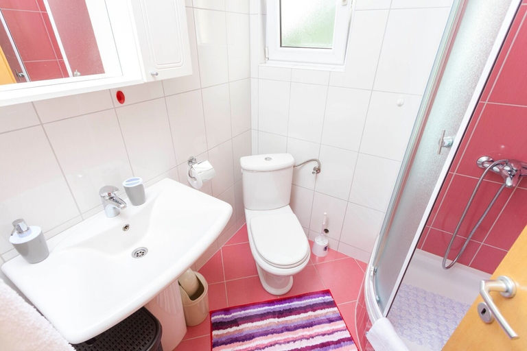 Bathroom 4, House Tonci, Tučepi