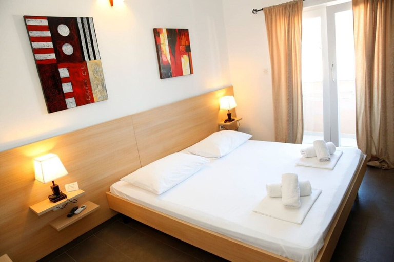 Room 5, Apartments and Rooms Guesthouse Lorenta, Vodice