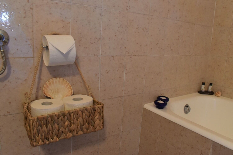 Bathroom 3, Apartments Frama, Bol