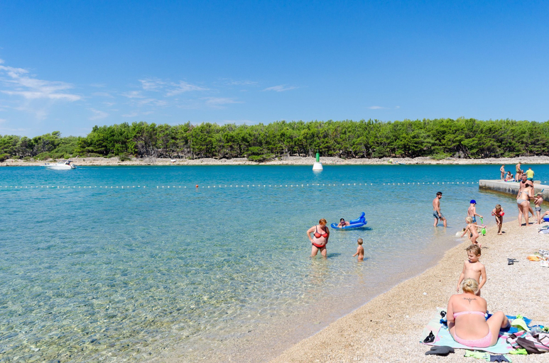 Beach 2, Apartments Lili, Punat