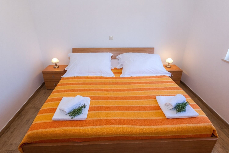 Bedroom 2, Apartments Zvone1, Sali