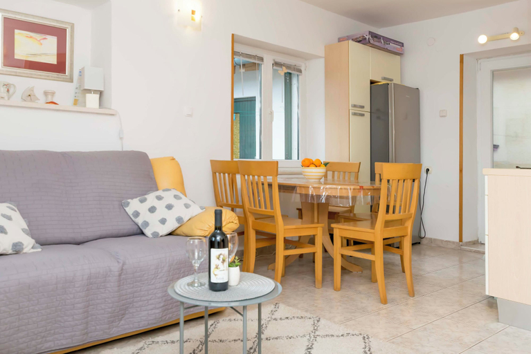Living room 2, House Frane, Supetar