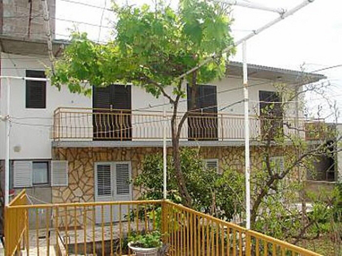 Building design 3, Apartment Marin, Tisno