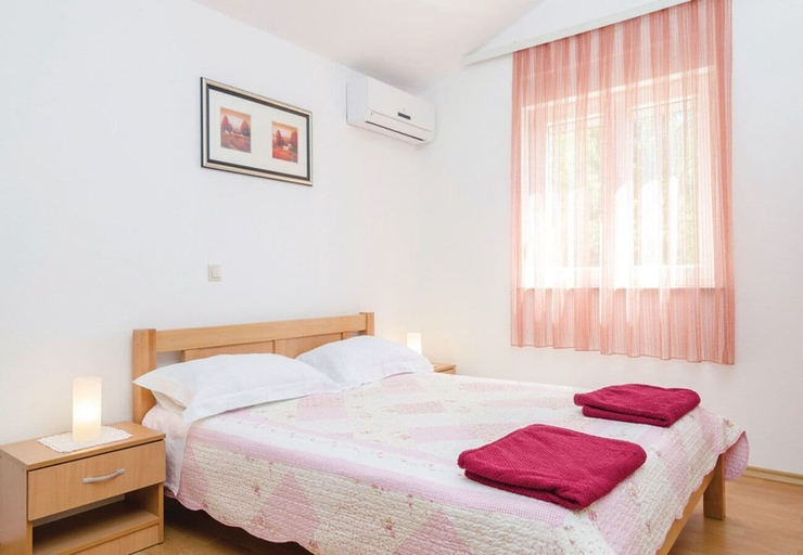 Bedroom 2, Apartments Ljuba, Slivno