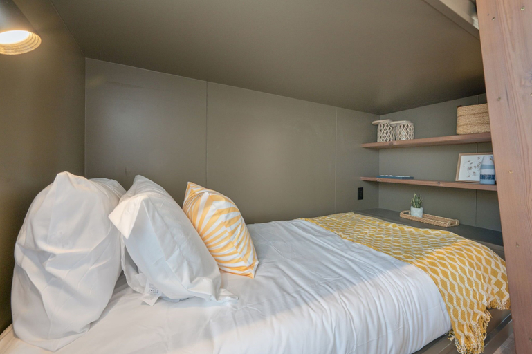 Room 3, Waterfront A-Frame Panoramic Sunset Views, Okaloosa