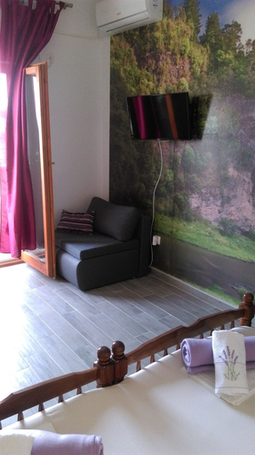 Interior 4, Apartments and Room Rest, Selca