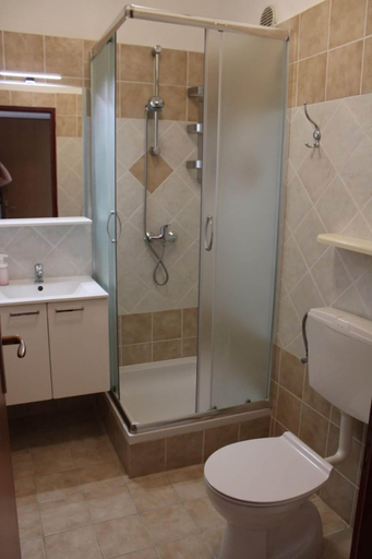 Bathroom 3, Apartment Lina, Pag
