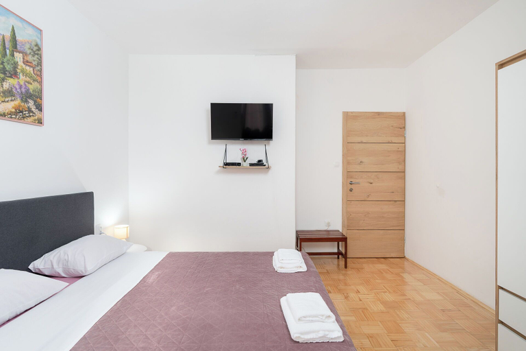 Bedroom 2, Apartments Lucija, Starigrad