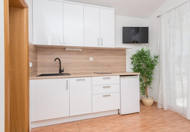 Private kitchen 4, Apartments Ivi, Podgora