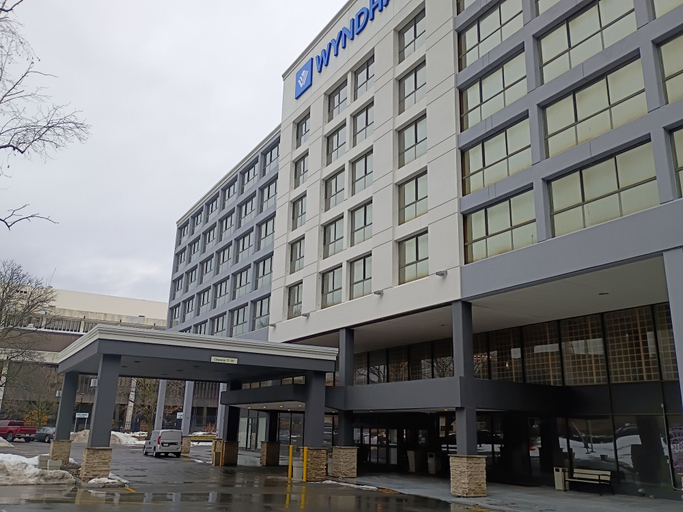 Exterior & Views 2, Wyndham Rochester Downtown, Monroe