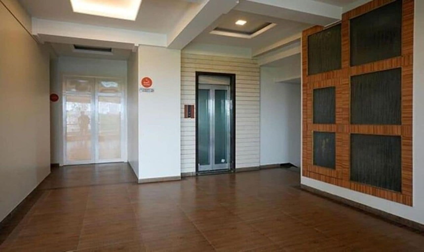 Elevator 4, Rester Select Chakan, Pune