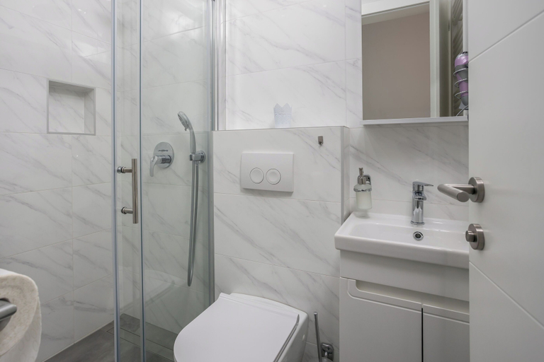 Bathroom 5, Villa Eva, Crikvenica
