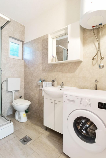 Bathroom 3, Apartments Apartmani Mastelic, Marina