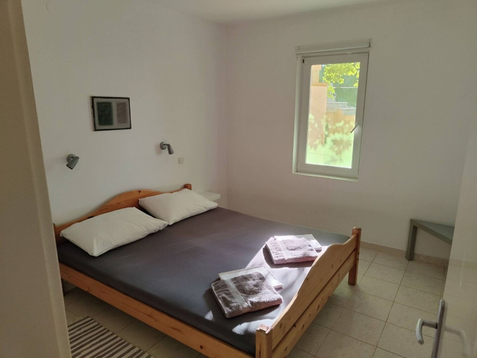 Bedroom 2, Apartments Var, Jelsa