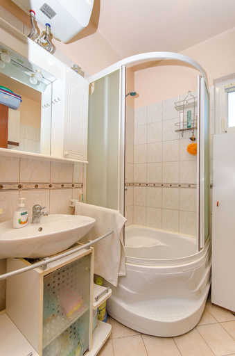 Bathroom 2, Apartment Vrilo, Supetar