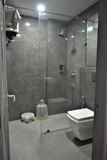 Bathroom 4, Annandam Inn (Hotel Anand), Seoni