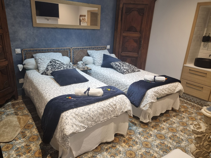 Room 5, La villa marcelle, Pas-de-Calais
