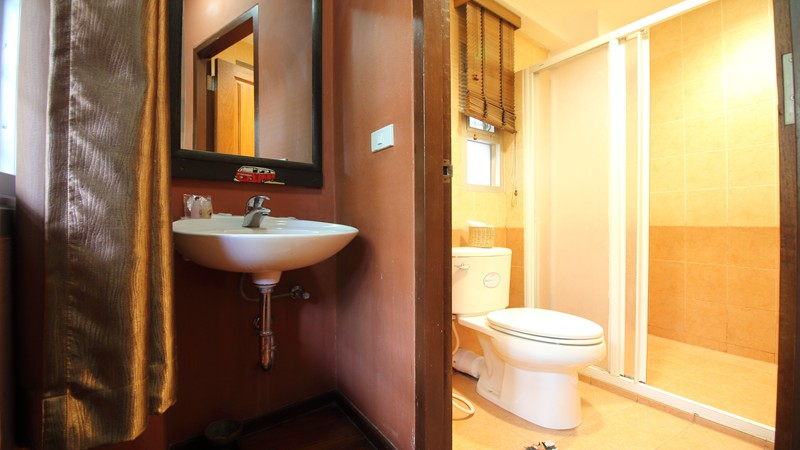 Bathroom 3, Pannee Lodge Khaosan (SHA Plus), Phra Nakhon