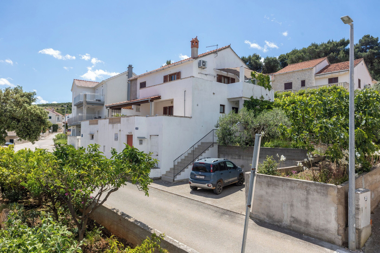 Building design 3, Apartments Soni, Postira