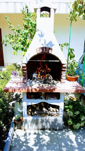 BBQ/picnic area, Apartment D&D Grubisic, Šibenik