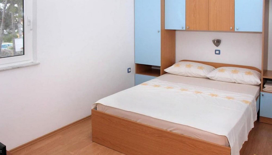 Bedroom 2, Apartments Vink, Vir