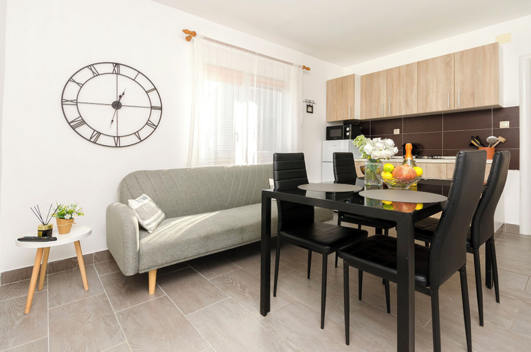 Private kitchen 5, Apartments Sunny Corner, Vodice