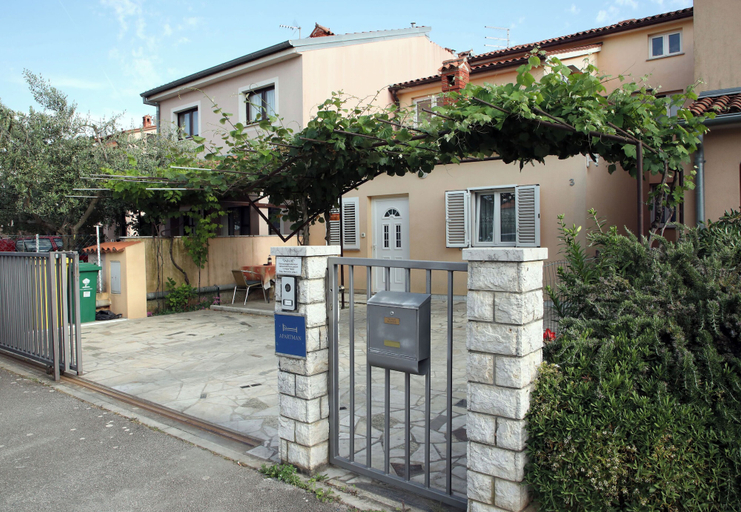 Building design 3, Apartments Tadijic, Pula
