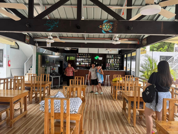 Food & Drinks 2, South Cape Beach Resort, San Juan