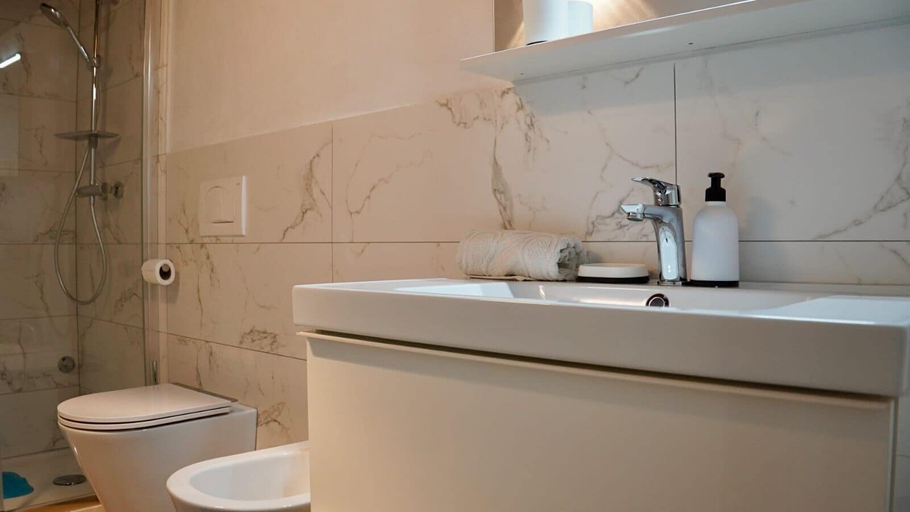 Bathroom 4, Apartments Ivo, Rovinj