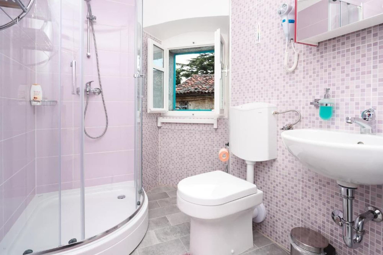 Bathroom 5, Apartments Nad Voltun, Kastav