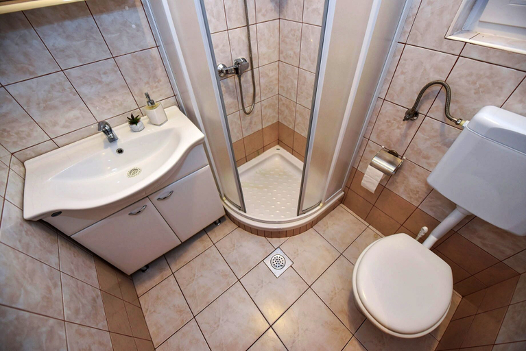 Bathroom 3, Apartments Mandre Near sea, Pag