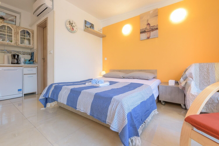 Bedroom 2, Apartment Orange, Medulin