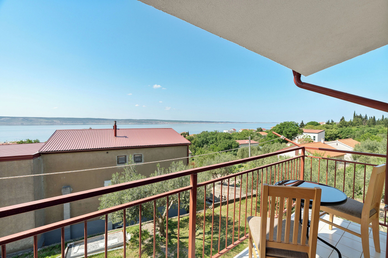 Others 4, Apartment Sunny, Starigrad