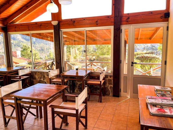 Food & Drinks 4, Balcones de La Cumbrecita, Calamuchita