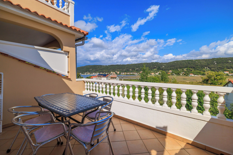 Others 5, Apartments Mig, Lopar/Supetarska Draga