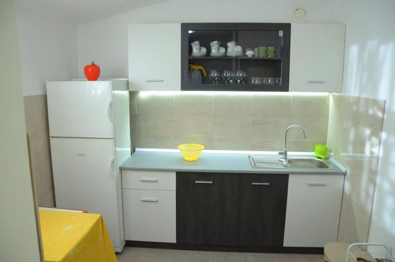 Private kitchen 5, House Mare, Postira