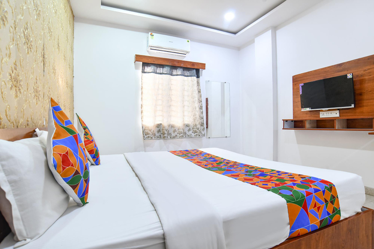 Bedroom 3, FabHotel Shivay, Indore