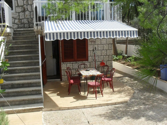 Terrace/patio 4, Apartments Alice Seafront, Slivno