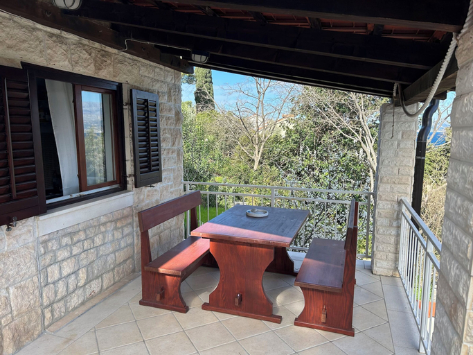 Terrace/patio 4, Apartment Dino, Supetar