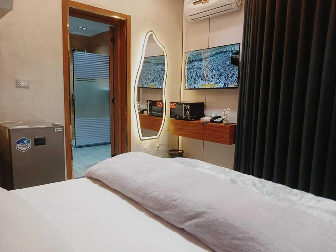 Room 2, Elmandara Residence, Al-Muntazah