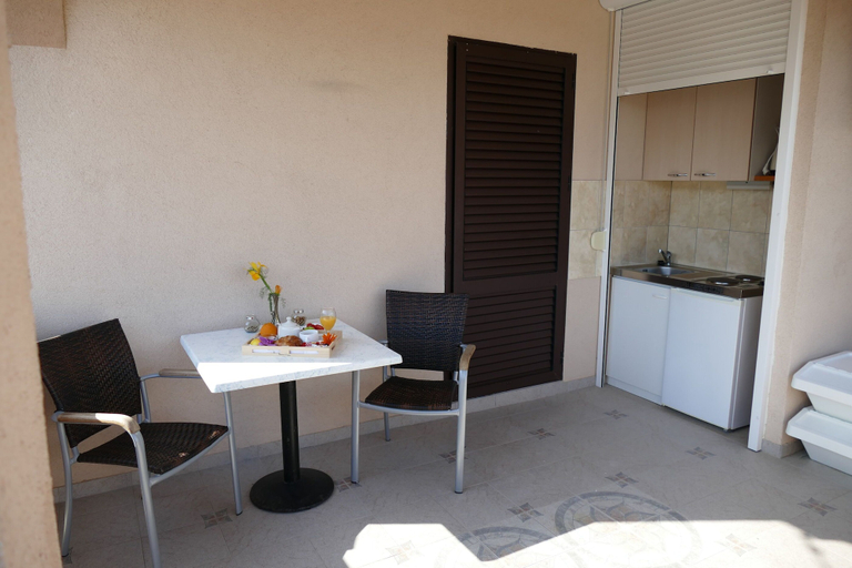Private kitchen 5, Apartment and Rooms Zora, Lopar/Supetarska Draga