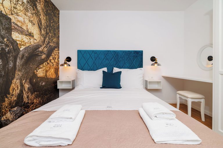 Room 3, House Maris, Vinodolska
