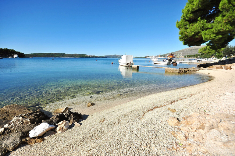 Beach, Apartment Zunta, Trogir